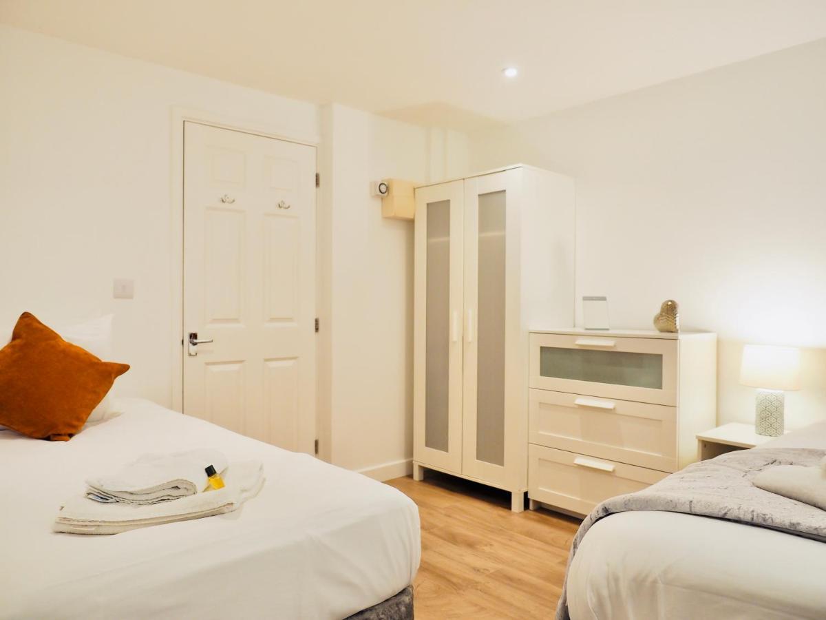 Private Parking Stylish Great Location Leilighet Guildford Eksteriør bilde
